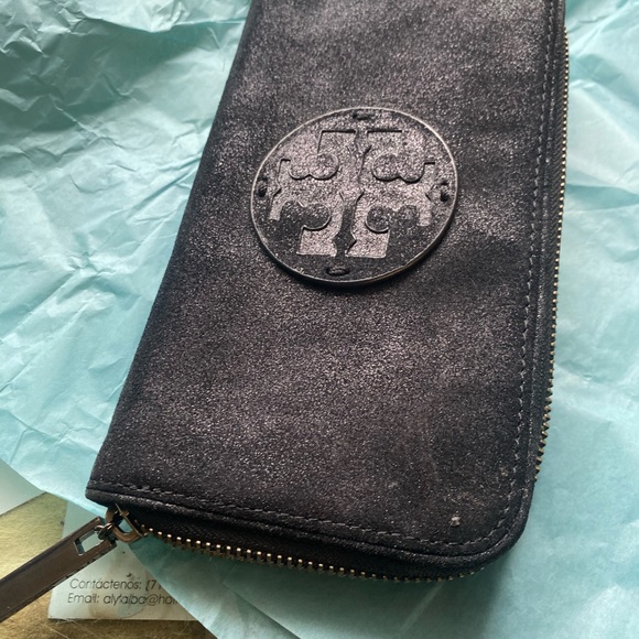 TORY BURCH BLK SHEEN GORG SUEDE MONOCHROME Wallet - Picture 3 of 14